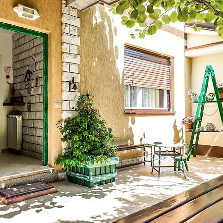 Apartment Dora Umag Luaran gambar