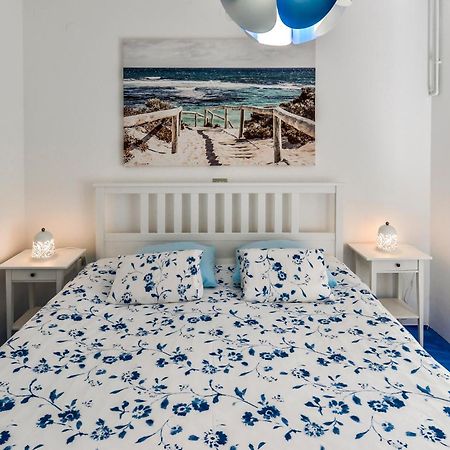 Apartment Dora Umag Luaran gambar