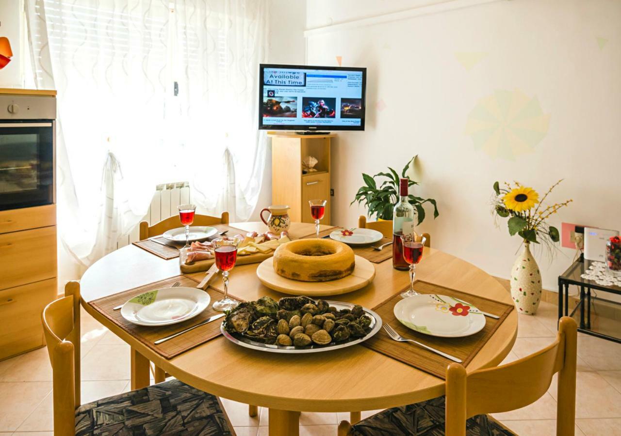 Apartment Dora Umag Luaran gambar